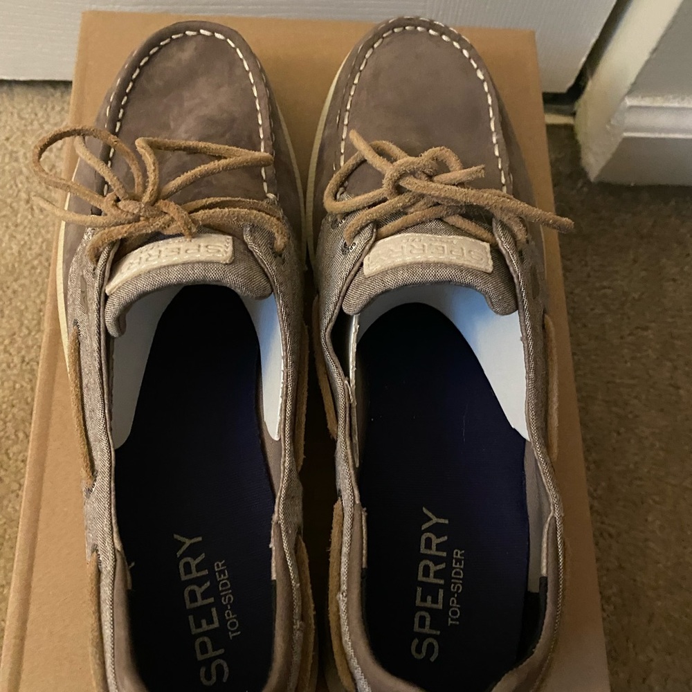 NWOT! ⚓️Women’s Sperry Boat Shoes⚓️ Women’s size 10. - Picture 5 of 6